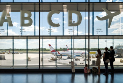 Vienna airport departures hall